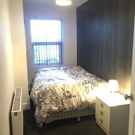 Private Double Room Near City Centre, Coventry Exterior photo