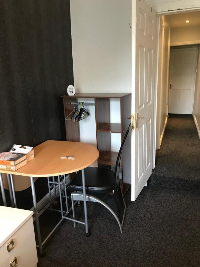 Private Double Room Near City Centre, Coventry Exterior photo